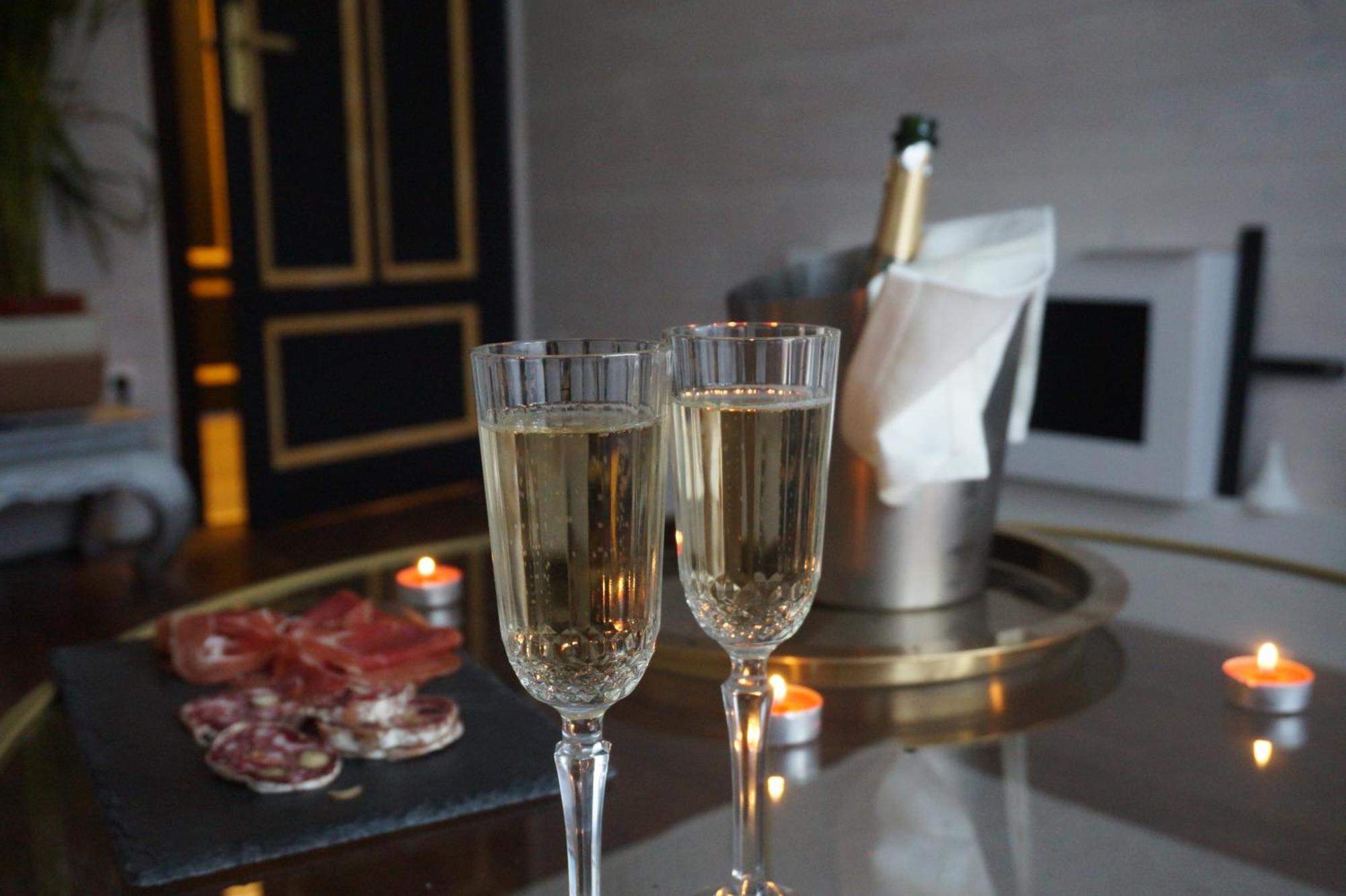 L'Experience Appartement & Spa Prive Chambery Bagian luar foto